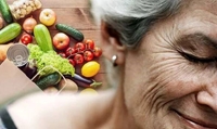 Người phụ nữ 102 tuổi chia sẻ bí quyết Không hạn chế chuyện ăn uống như nhiều người vẫn làm