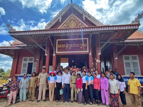 Tăng cường tình đoàn kết hữu nghị giữa hội phụ nữ các tỉnh của Việt Nam và Campuchia