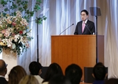 Thủ tướng Nhật Bản cam kết thúc đẩy trao quyền cho phụ nữ