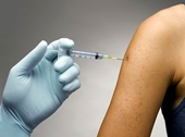 Nhiều quý ông mắc ung thư do một quan niệm sai lầm về vắc-xin