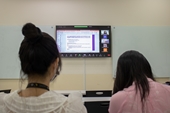 Chuyên gia quốc tế nhận định tài liệu dạy tiếng Anh của Việt Nam quá tham vọng