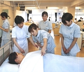 Sẽ tuyển chọn 240 chỉ tiêu ngành điều dưỡng, hộ lý làm việc tại Nhật Bản