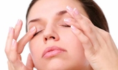 Bài tập mắt, massage, bấm huyệt có chữa hay làm ngưng tăng độ được không