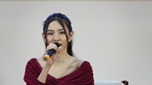 Hoa hậu Thùy Tiên chia sẻ kinh nghiệm học ngoại ngữ