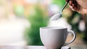 Phát hiện mới Uống cà phê ít đường vào buổi sáng giúp giảm cân
