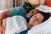 Thực hư dán miệng khi ngủ giúp giảm ngáy