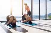 8 động tác Yoga giúp lưng thon, bụng dưới săn chắc