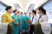 Vietnam Airlines tổ chức chuyến bay full nữ siêu đặc biệt