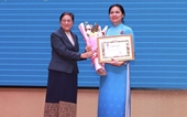 Nhà nước Lào trao tặng Huân chương Tự do hạng II cho Chủ tịch Hội LHPN Việt Nam