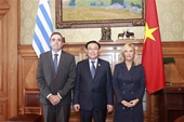 Thiết thực kỷ niệm 30 năm quan hệ ngoại giao Việt Nam-Uruguay