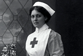 Người phụ nữ sống sót trong 2 thảm họa chìm tàu, bao gồm Titanic