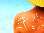 Du lịch mùa nắng nóng cần chú ý gì