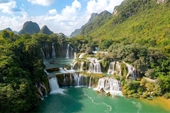 Việt Nam - Trung Quốc phối hợp cho du khách tham quan thác Bản Giốc - Đức Thiên