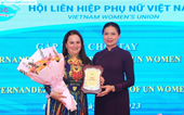 Hội LHPN Việt Nam vinh danh bà Elisa Fernandez - Trưởng đại diện UN Women tại Việt Nam