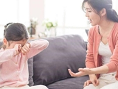 Trẻ mất tự tin vì câu nói sướng mồm của cha mẹ