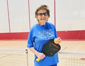 Bí quyết giúp cụ bà 91 tuổi vẫn chơi thể thao, ăn kem mỗi ngày