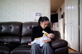 Áp lực từ mạng xã hội khiến giới trẻ Hàn Quốc sợ sinh con