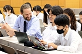 Nhật Bản tham vọng quốc tế hóa giáo dục trung học