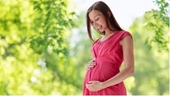 Thâm môi khi mang thai, mẹ bầu phải làm gì
