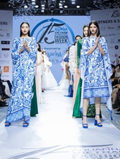 Tuần lễ thời trang quốc tế Việt Nam 2023 tôn vinh chất liệu tự nhiên