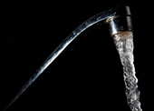 Gần 50 mẫu nước máy ở Mỹ có mức hóa chất vĩnh cửu độc hại vượt chuẩn
