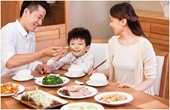 Bữa ăn gia đình phản ánh cuộc sống hôn nhân