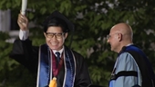 Nam sinh người Việt nhận bằng tốt nghiệp xuất sắc tại đại học top đầu Mỹ