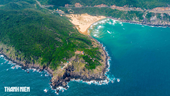 Độc đáo bờ biển mang dáng hình Việt Nam thu nhỏ