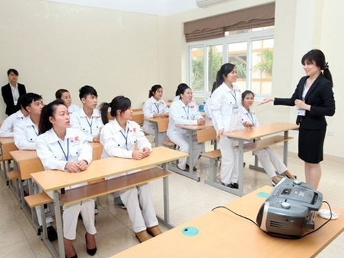 Chấp nhận cho 3 doanh nghiệp tuyển dụng lao động đi làm việc ở Hy Lạp