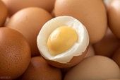 Ăn trứng luộc thường xuyên giúp bổ hay hại gan