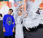 Nam sinh lớp 8 với trang phục Cò ơi tại Miss Grand Vietnam 2023