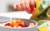 6 loại trái cây nghiền nhuyễn vừa ngon vừa cung cấp vitamin cho bé trong tuổi ăn dặm