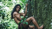 Chàng Tarzan Tây nguyên thành thạo hơn 10 loại nhạc cụ nặng lòng với văn hóa dân tộc