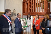Đại sứ quán Việt Nam tại Pháp tưởng nhớ công lao Chủ tịch Hồ Chí Minh