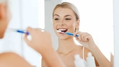 Cách vệ sinh bàn chải đánh răng
