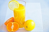 Chuyên gia chỉ cách lành mạnh nhất để uống nước cam