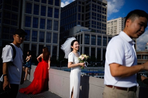 Tỷ lệ kết hôn giảm đe dọa nền công nghiệp đám cưới 500 tỷ USD của Trung Quốc