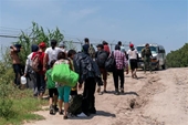 Mexico di dời hàng nghìn người di cư ở biên giới phía Nam