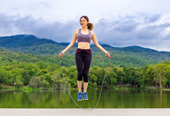 Nhảy dây 30 phút giúp đốt mỡ, giảm cân, tăng sức bền