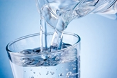 Vì sao người bệnh tiểu đường cần chú ý hơn việc uống nước