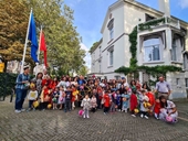Trẻ em Việt tại Bỉ và Hà Lan vui đón Tết Trung Thu, Ngày hội Gia đình