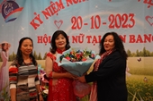 Tôn vinh nhân ngày phụ nữ Việt Nam tại LB Nga