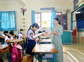 Những cô giáo bỏ phố về dạy trẻ nơi xã đảo