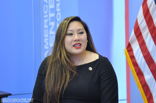Ủy viên Caroline D Phạm ‘Chìa khóa’ thành công từ văn hóa Việt