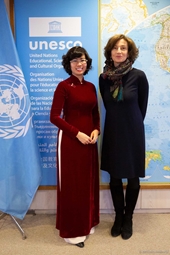 Đại sứ Lê Thị Hồng Vân chào từ biệt Tổng giám đốc UNESCO Audrey Azoulay