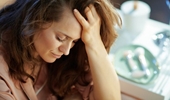 Đón đầu triệu chứng thời kỳ mãn kinh để giảm nguy cơ trầm cảm