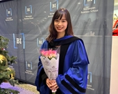 Nữ sinh Việt tốt nghiệp thạc sĩ bằng danh dự tại Trường kinh doanh tốp đầu Na Uy