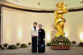 Phu nhân hai Tổng Bí thư thăm Bảo tàng Phụ nữ Việt Nam