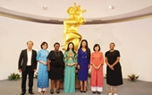 Phu nhân Phó Tổng thống nước Cộng hòa Nam Phi thăm Bảo tàng Phụ nữ Việt Nam