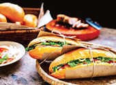 Giải thưởng Taste Atlas 2023 24 Bánh mì kẹp thịt của Việt Nam trong top 14 món ăn ngon nhất thế giới